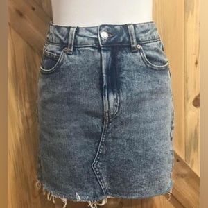 Jean Skirt Size 2 Wild Fsble  Brand Super Cute Style!